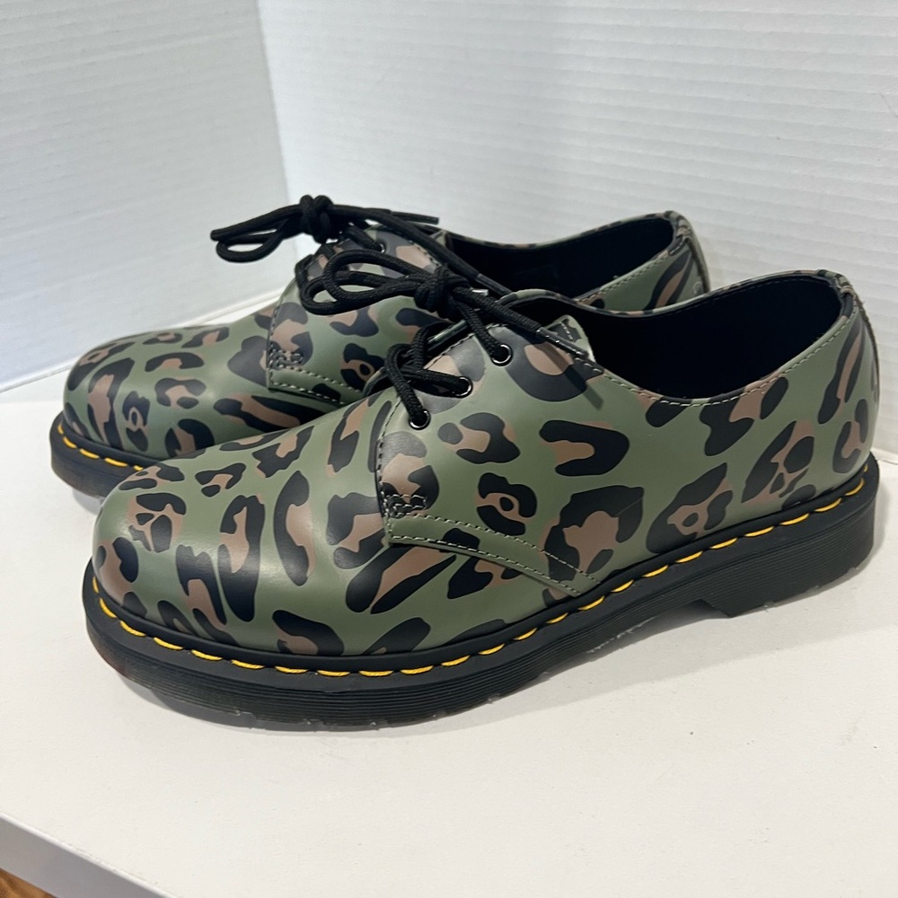 Dr. Martens 1461 Distorted Leopard Print Oxford  Size M9 or W10